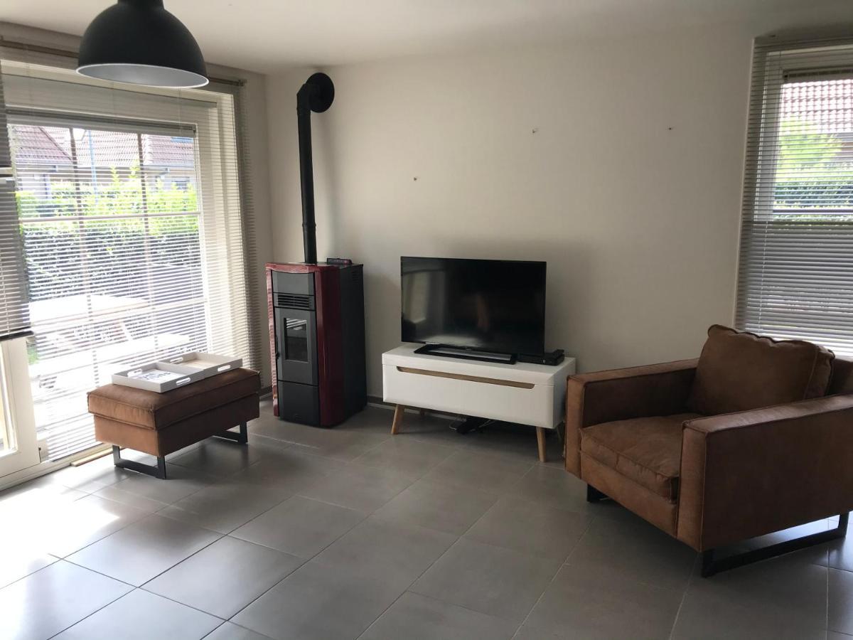 Vakantiehuisje De Panne Vlak Aan Plopsaland En De Zee Exterior foto