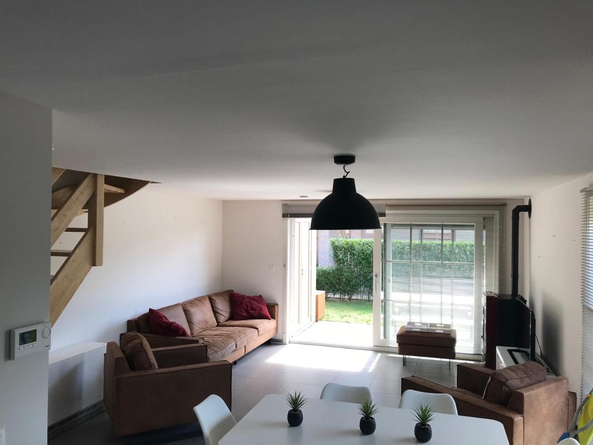 Vakantiehuisje De Panne Vlak Aan Plopsaland En De Zee Exterior foto